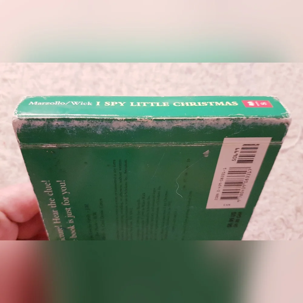 2006 I Spy Little Christmas Book - Picture 11 of 16